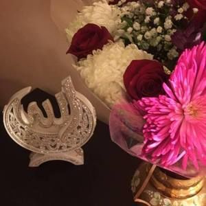 Meet your Posher, Nodira